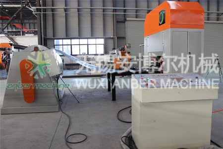 Expanded metal mesh machine